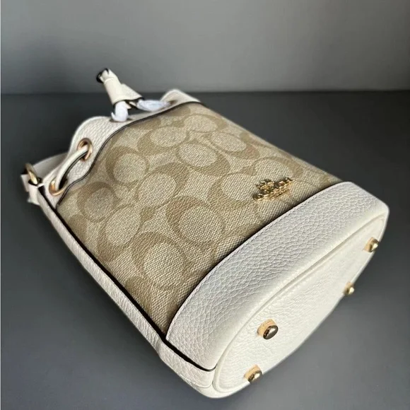 Coach Cream and Tan Signature Shoulder Bag - Picture 4 of 6